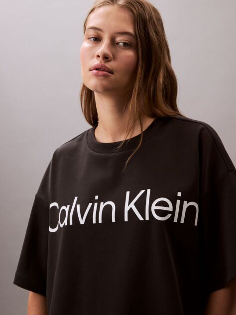Black Logo Graphic Boxy Cropped T-Shirt  Women