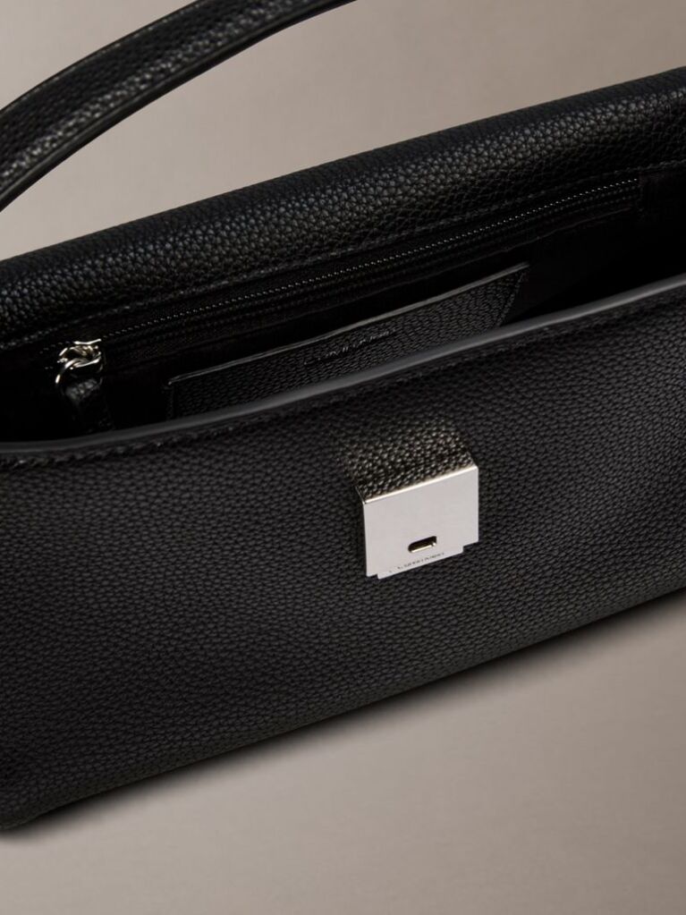 Black Pebble Grain Shoulder Bag  Women