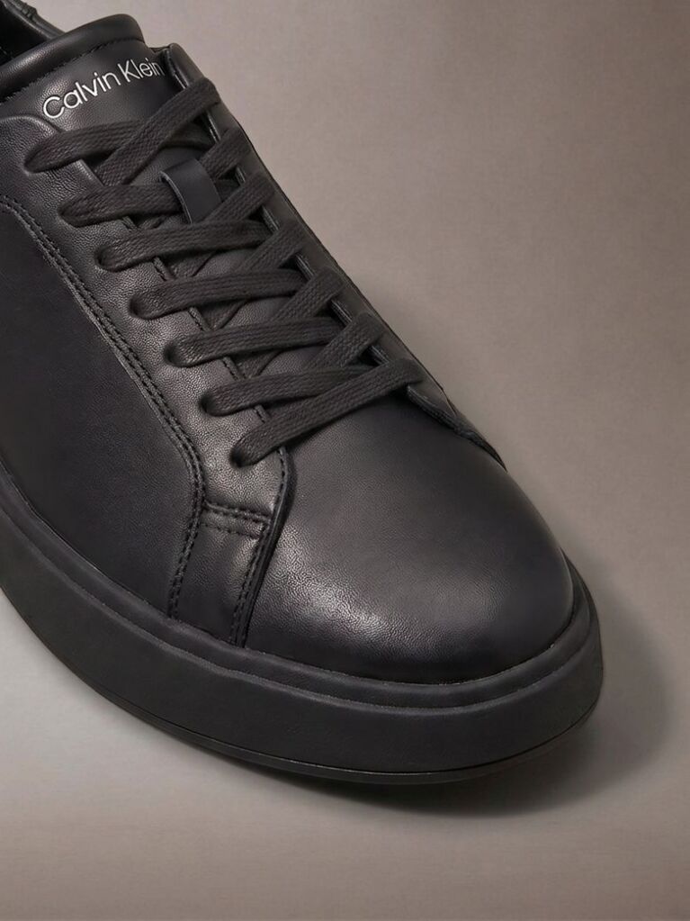 Black Leather Trainers  Men