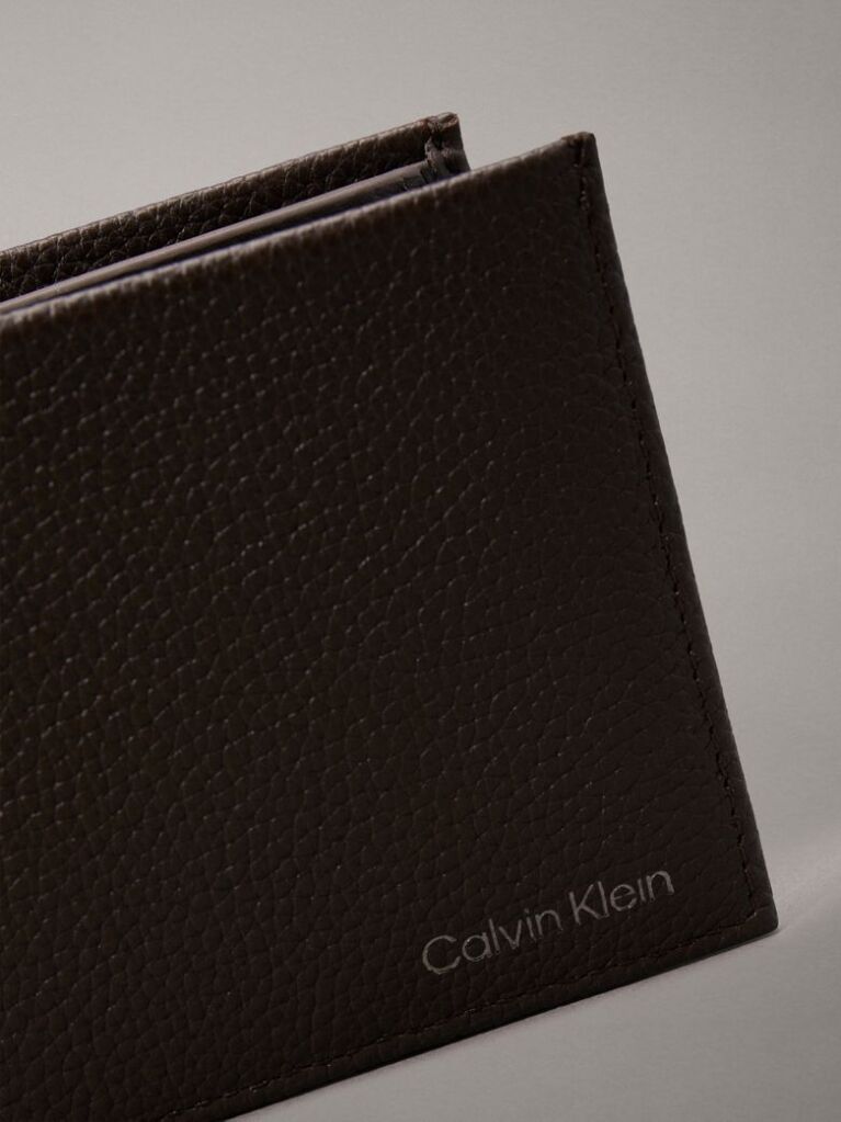 Brown Leather RFID Billfold Wallet  Men