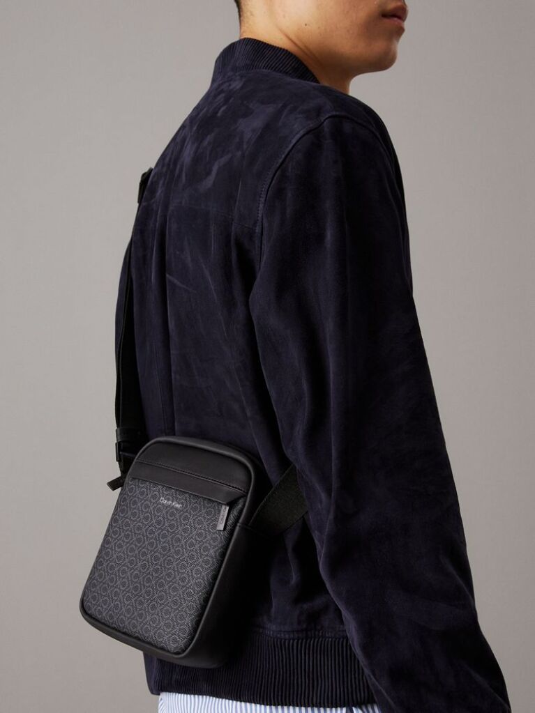 Black Logo Reporter Bag  Men