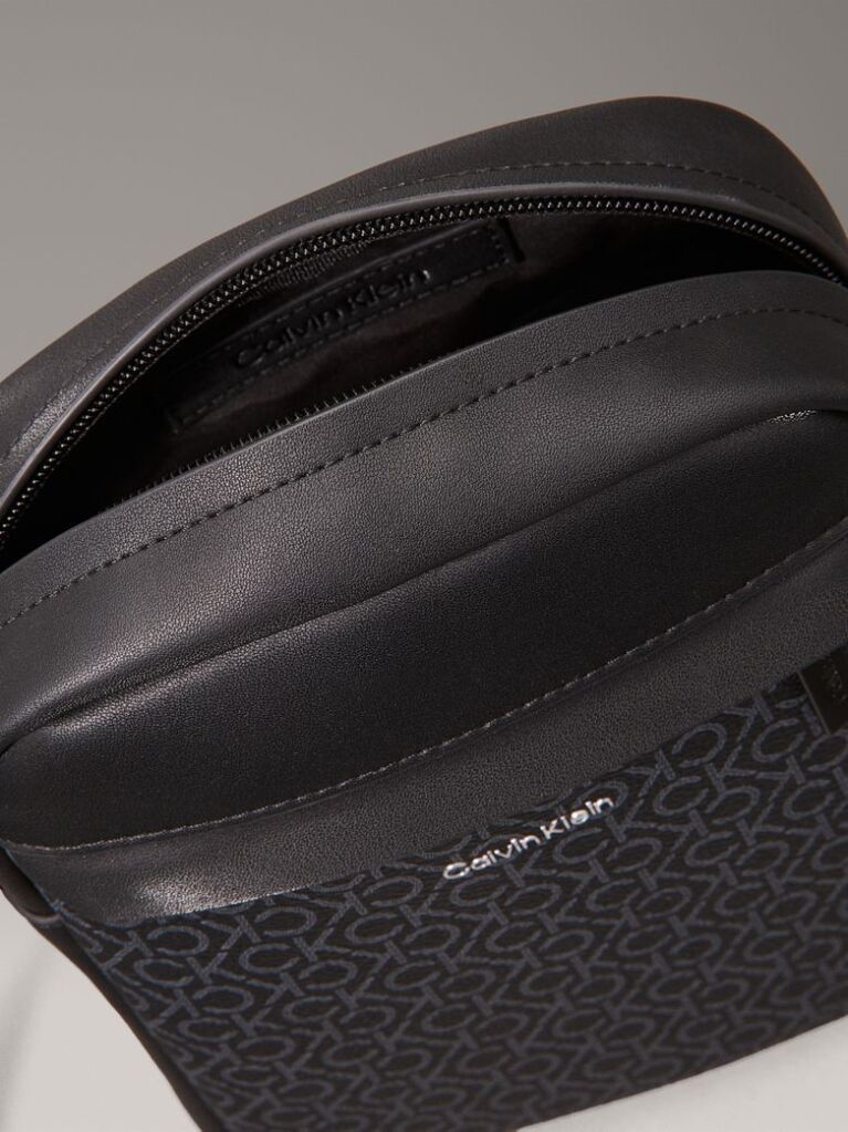 Black Logo Reporter Bag  Men