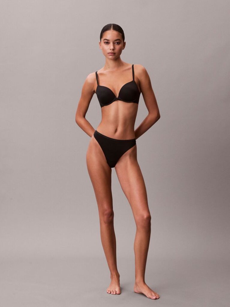 Black Push Up Plunge Bra - Perfectly Fit  Women