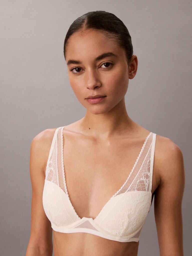 White Lightly Lined Plunge Bra - Signature Stretch Lace  Women