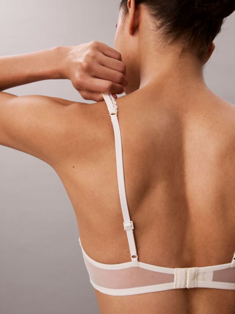 White Lightly Lined Plunge Bra - Signature Stretch Lace  Women