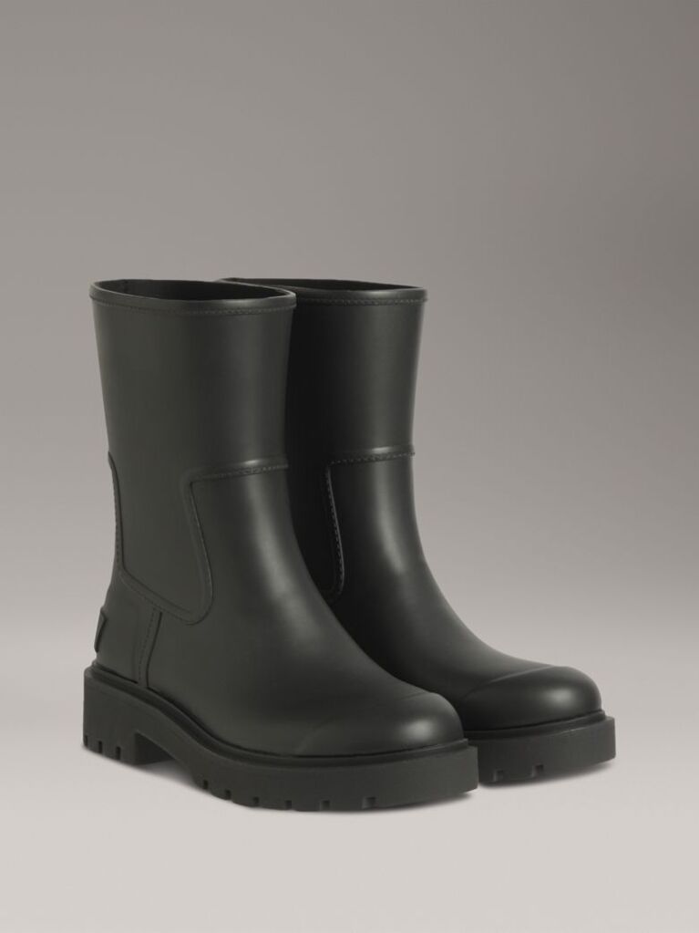 Black Waterproof Flexible Lug Sole Rainboots  Women